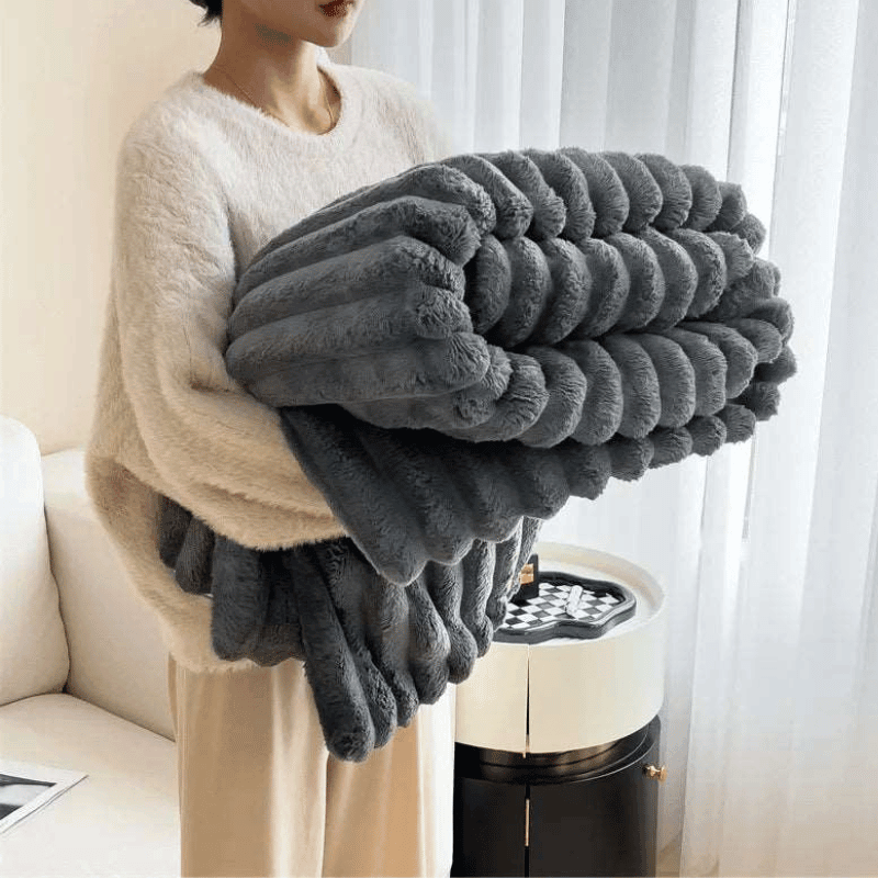 Nola – Dicke Flanell-Decke im skandinavischen Stil