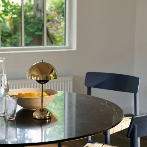 Minimalistische moderne Touch-Lampe