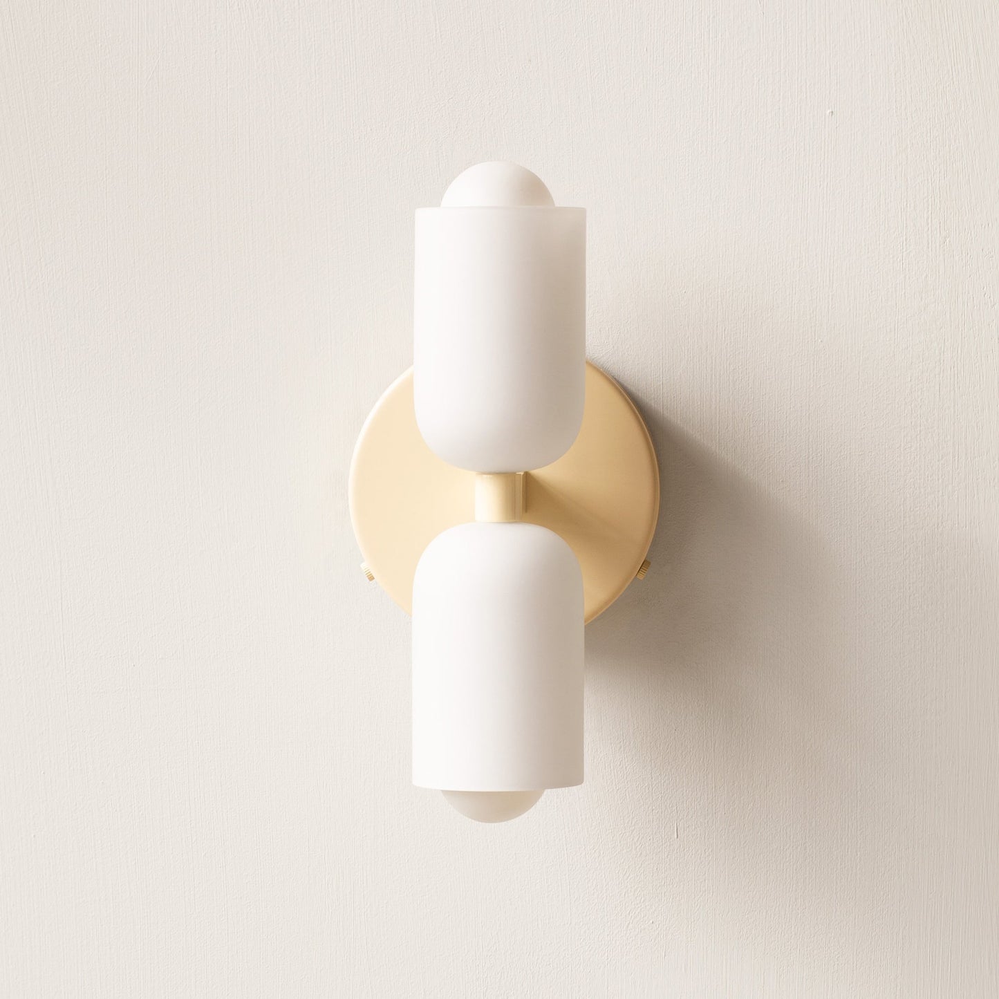 Elodie – Moderne cremefarbene Wandlampe mit zwei Köpfen