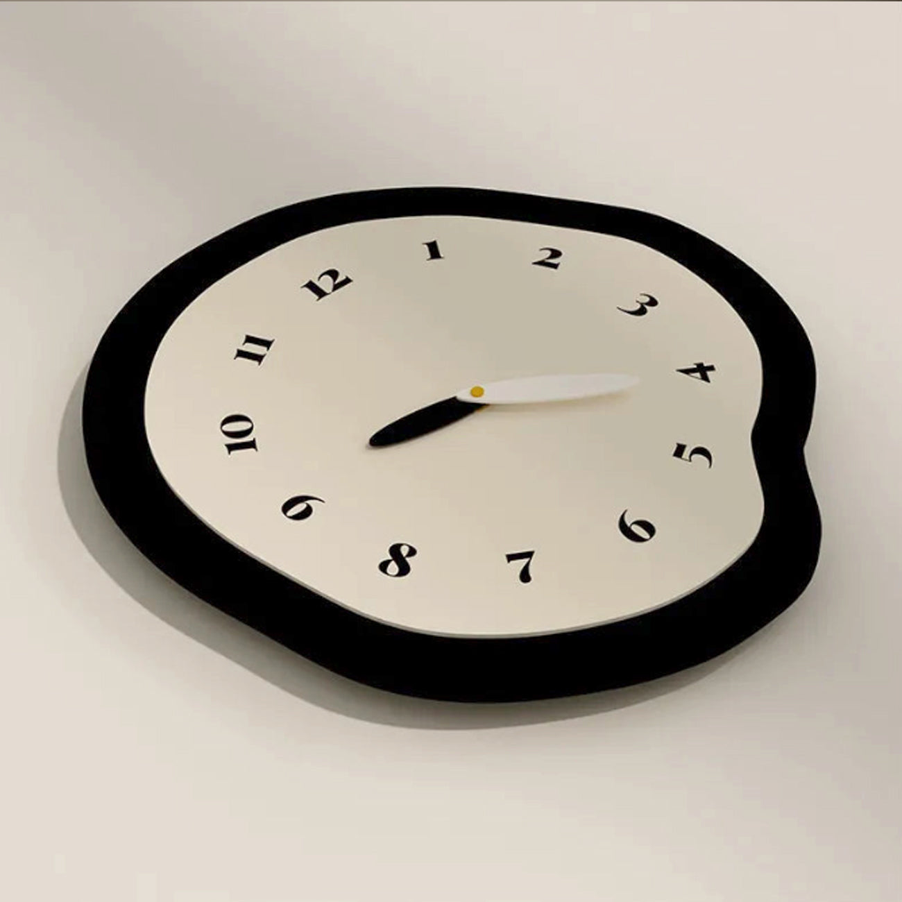 Kairo – Kreative unregelmäßige Uhr für die Wand