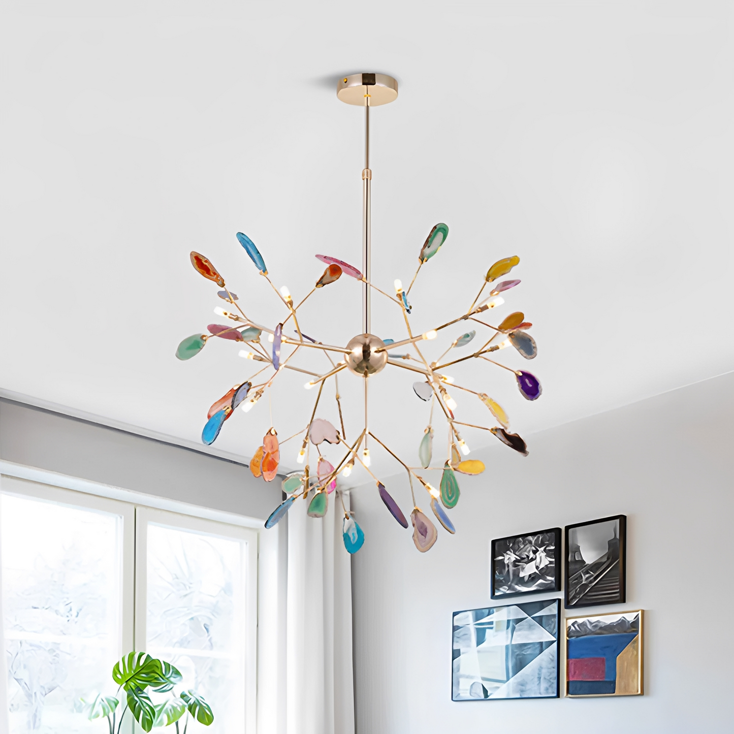 Auron – LED-Leuchter aus Onyx im nordischen Design