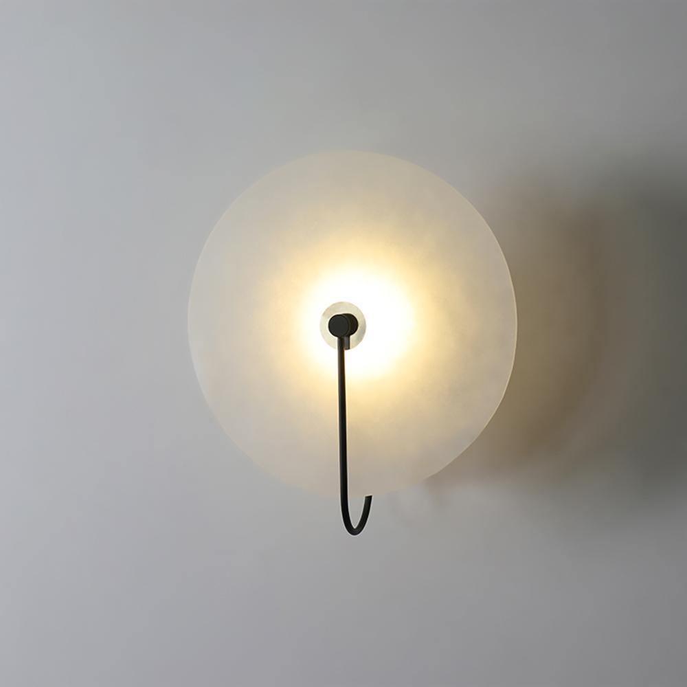 Aveline – LED-Wandlampe aus Alabasterstein