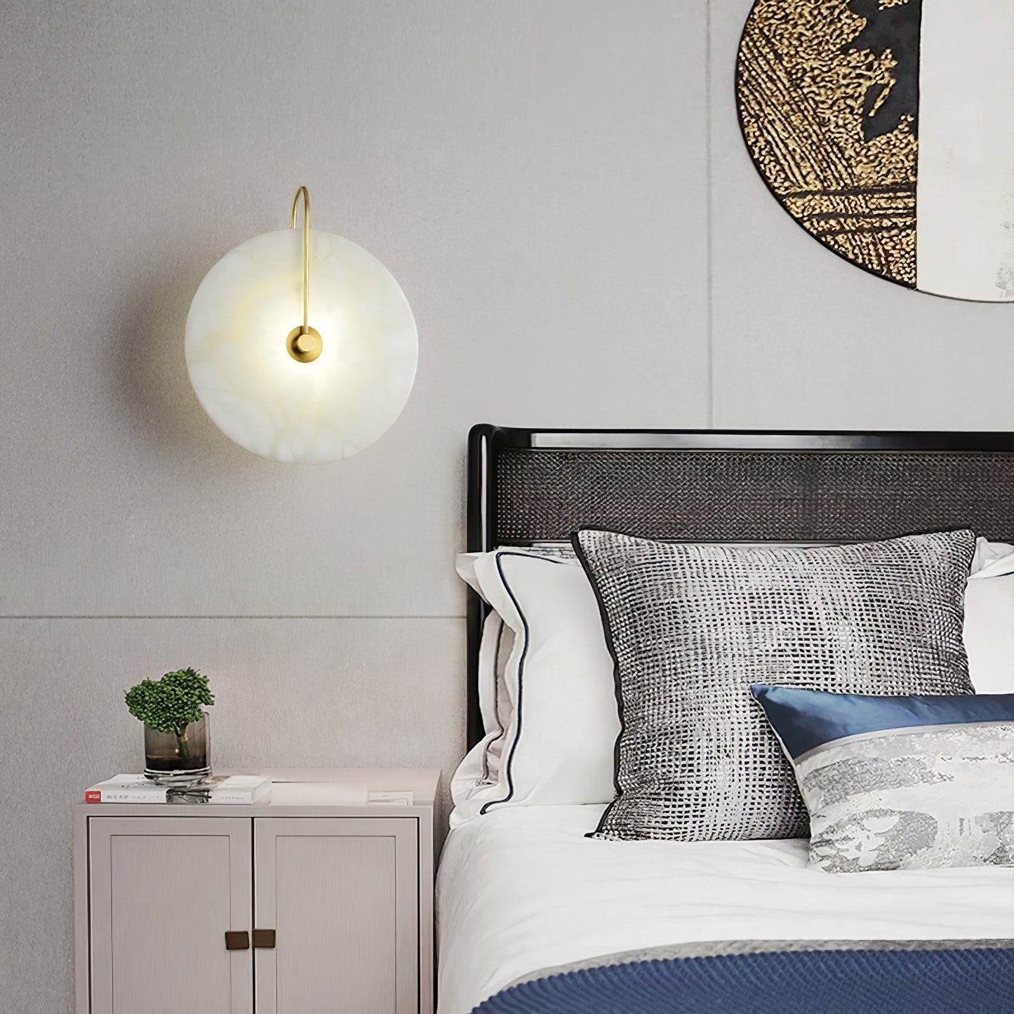 Aveline – LED-Wandlampe aus Alabasterstein