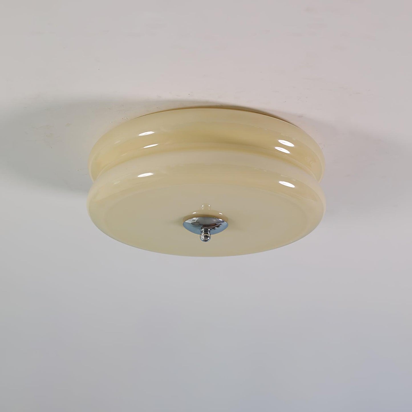 Amélie – Schlichte Deckenlampe im Cream-Stil