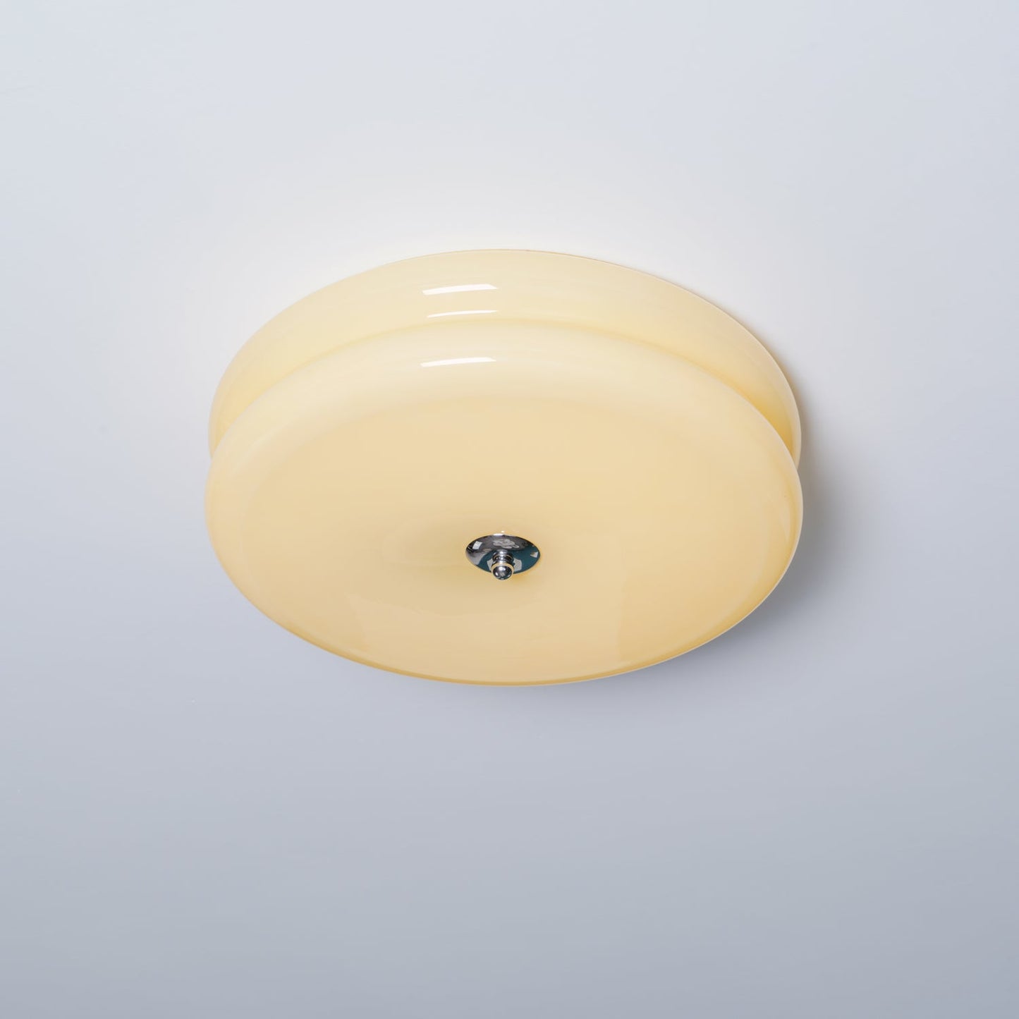 Amélie – Schlichte Deckenlampe im Cream-Stil