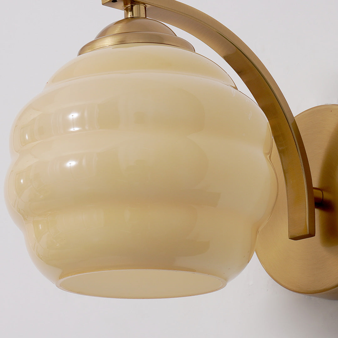 Prague – Retro-Glas-Wandleuchte im mittelosteuropäischen Stil