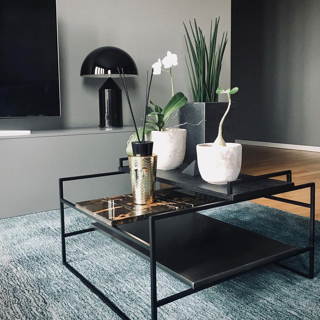 Stella – Metall-Tischlampe im Skulptur-Design