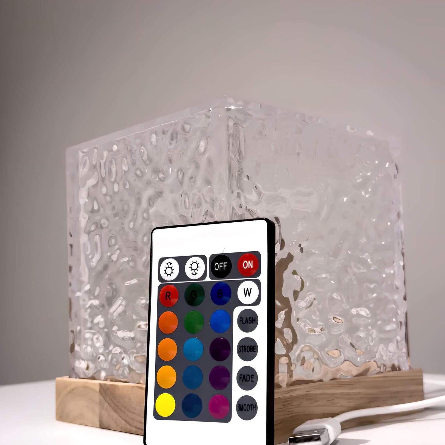 PolarSchein – LED-Lampe mit Nordlicht-Effekt für magische Lichtstimmung