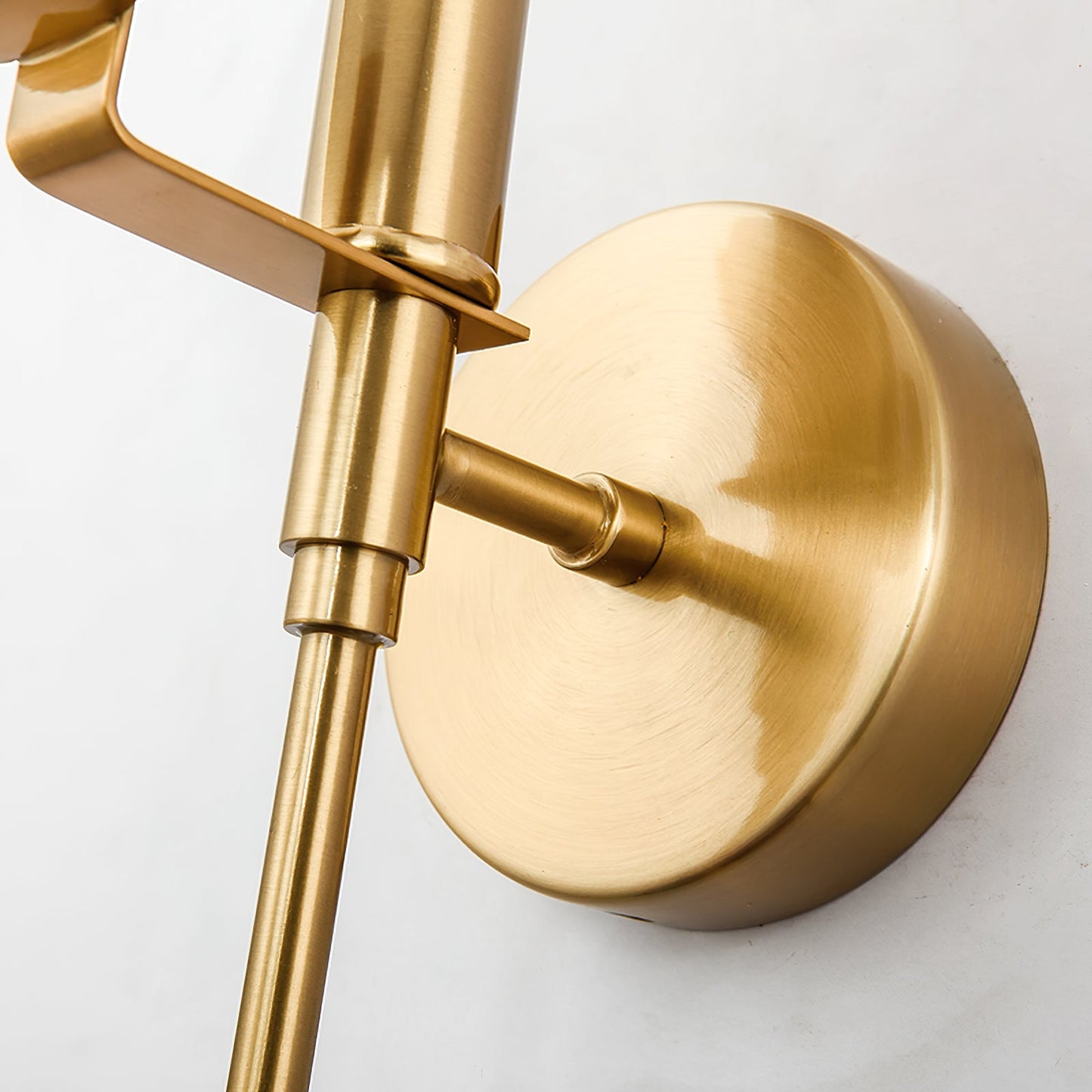Kristy – Messing-Wandlampe aus Alabaster