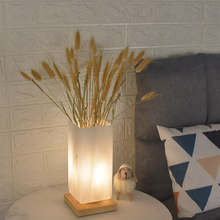 Sayuri – Nordische Glasvase Tischlampe