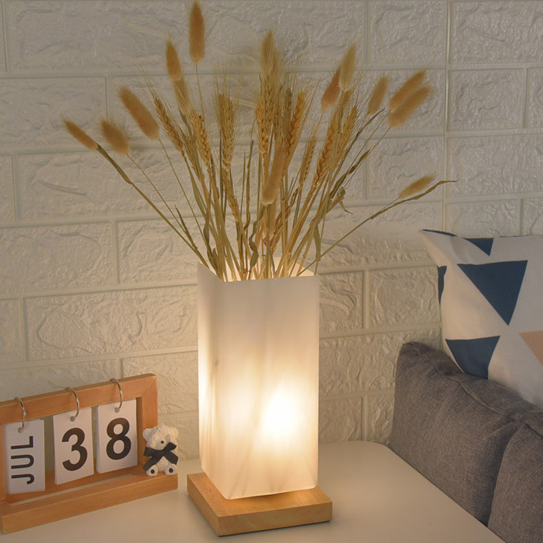 Sayuri – Nordische Glasvase Tischlampe