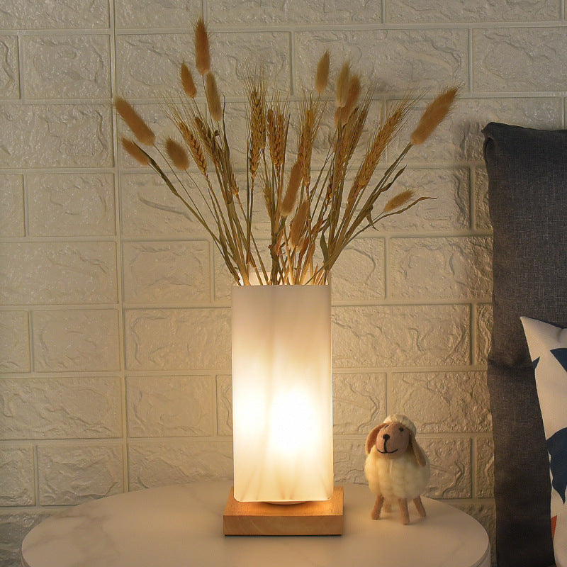 Sayuri – Nordische Glasvase Tischlampe
