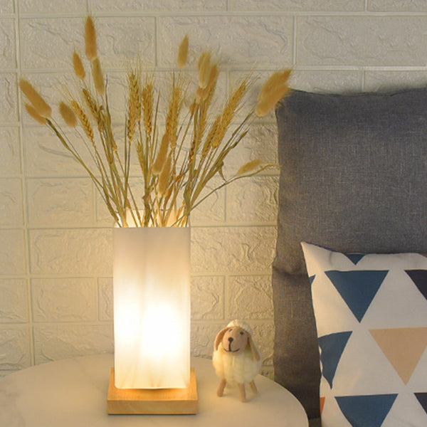 Sayuri – Nordische Glasvase Tischlampe