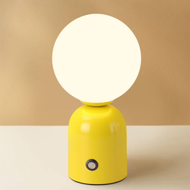 Marvelle – Elegante Tischlampe im nordischen Stil