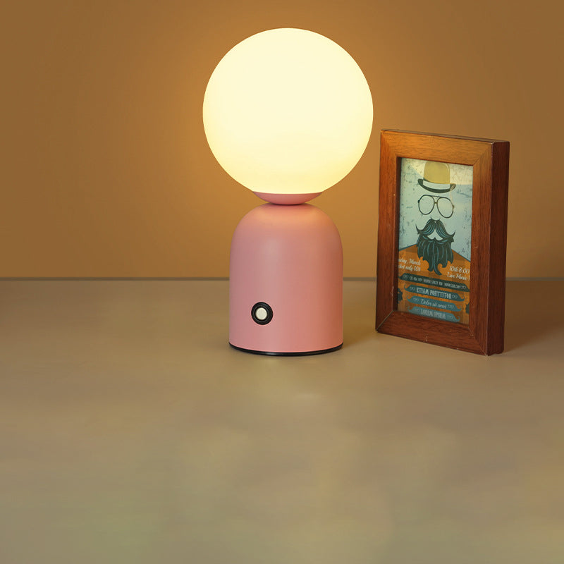 Marvelle – Elegante Tischlampe im nordischen Stil