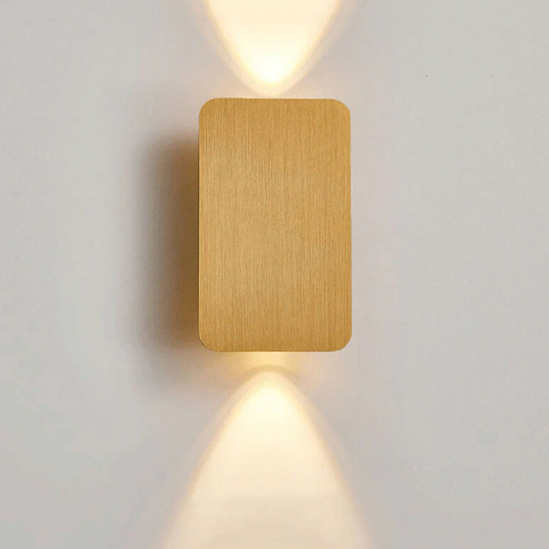 Vera – Schlichte LED Wandlampe