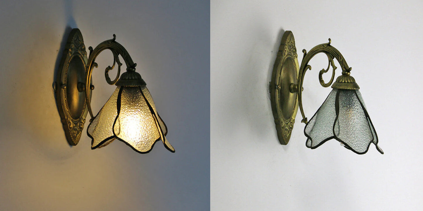 Leona – Schicke Glas-Wandleuchte