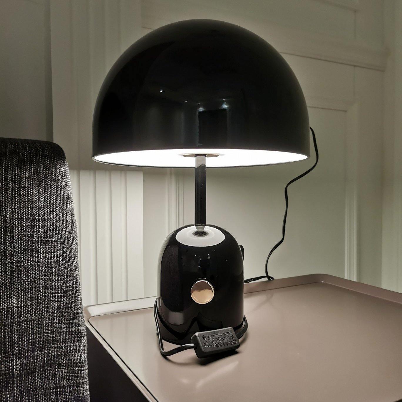 Bella – Schicke Tischlampe mit klassischem Stil und sanftem Licht