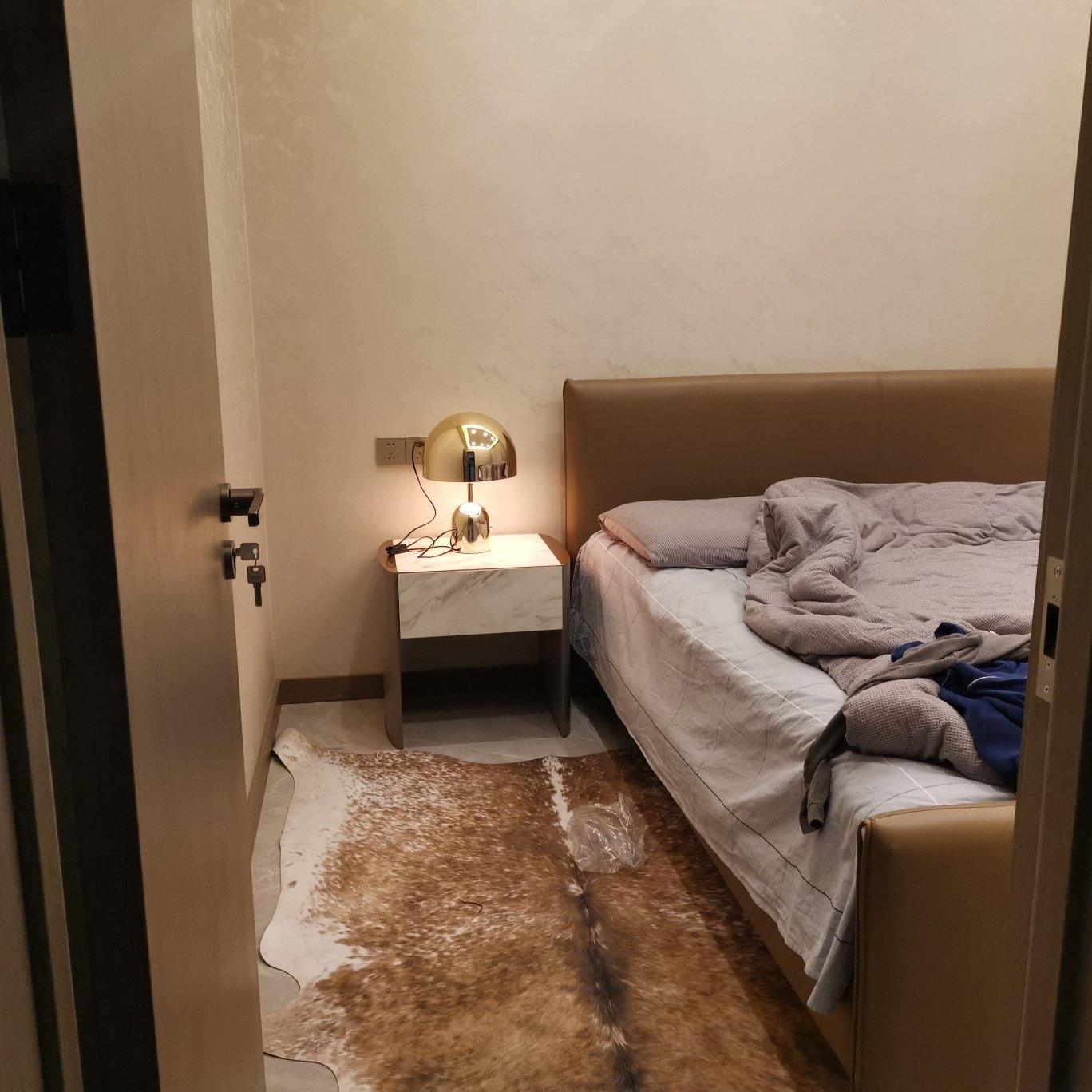 Bella – Schicke Tischlampe mit klassischem Stil und sanftem Licht