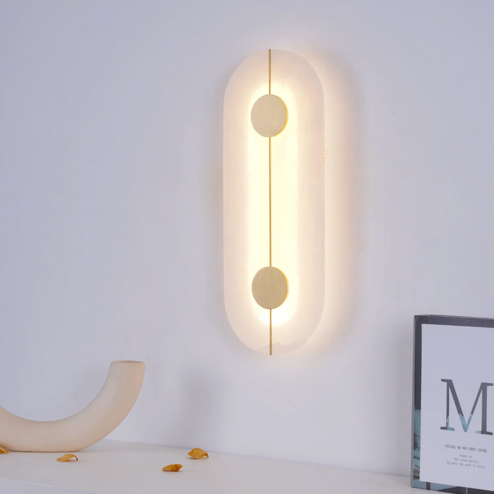 Kylie – Schlichte Marmor-Wandleuchte