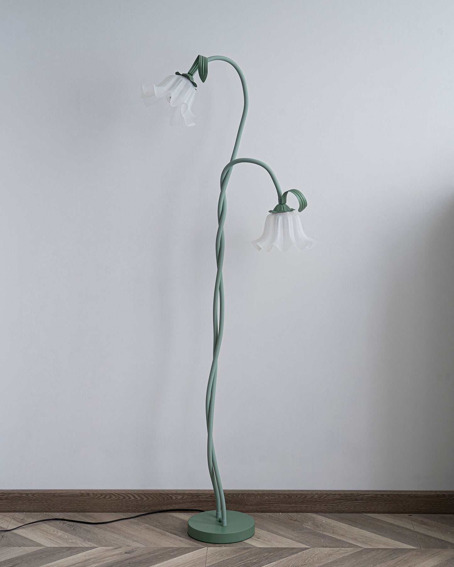 CallaLicht – Elegante Stehlampe im Calla-Blumen-Design