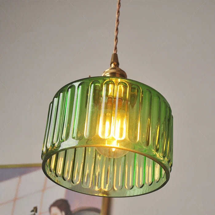 RetroLicht – Klassische Vintage-Lampe mit nostalgischem Flair