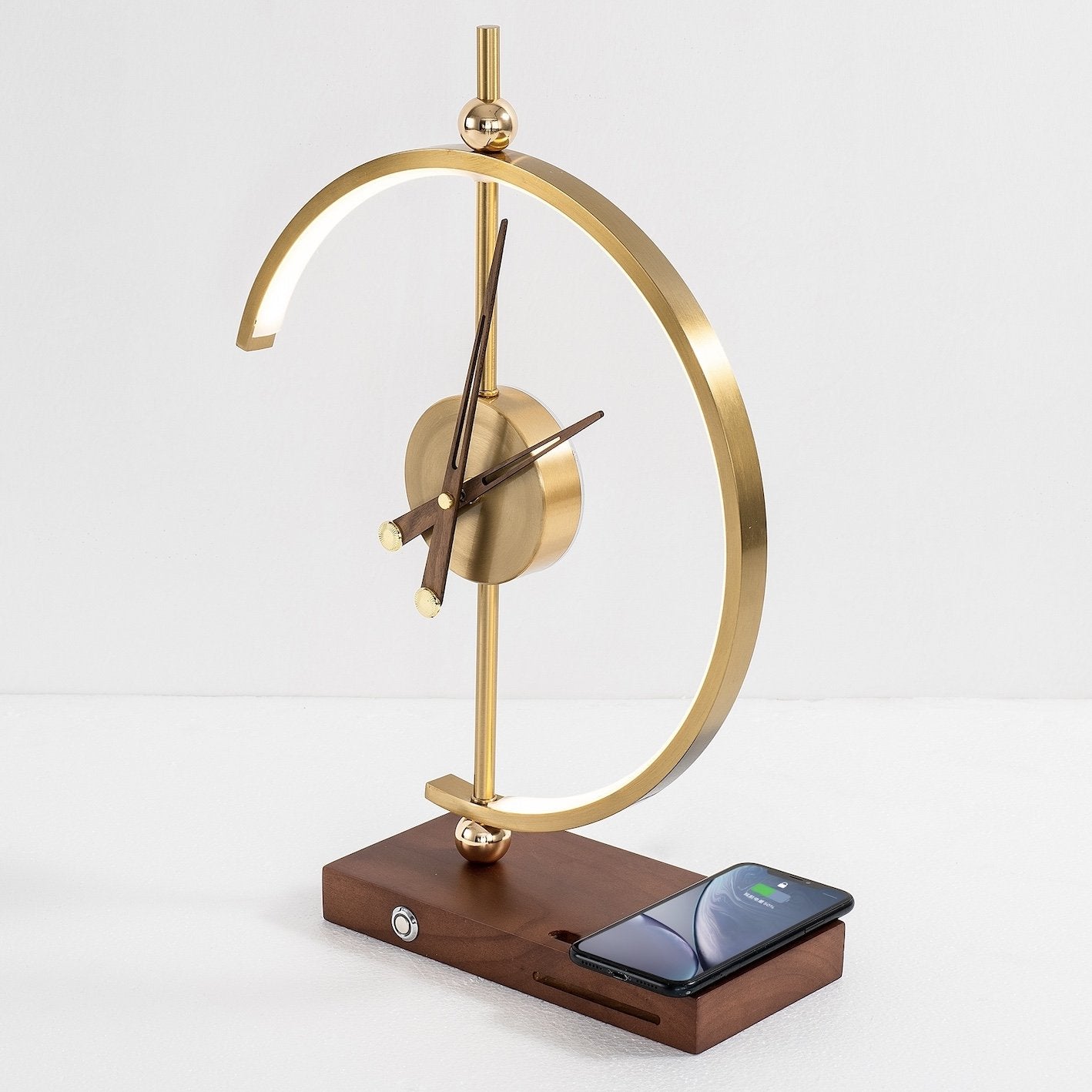 Nadia – Nordische Tischlampe