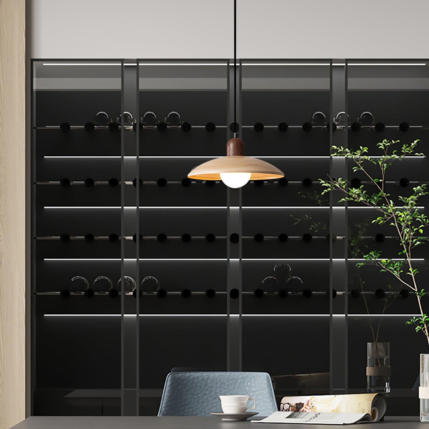 Ylva – Hängeleuchte im Walnussholz-Design