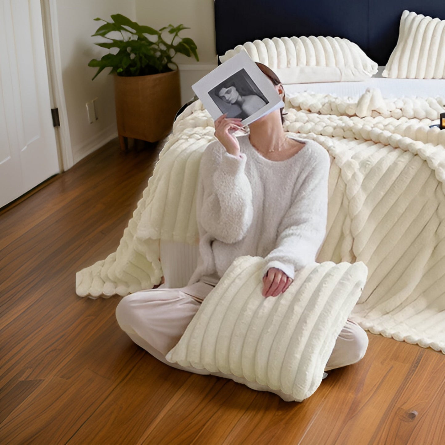 Zyra – Kuschelige Fleecedecke für Sofa & entspannte Momente