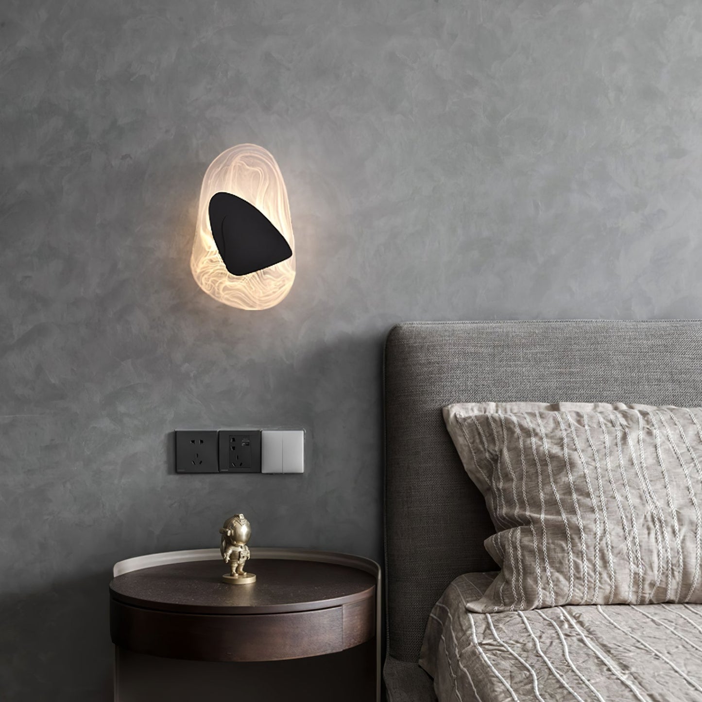 Katara – Designer Wandleuchte mit Kristallakzenten