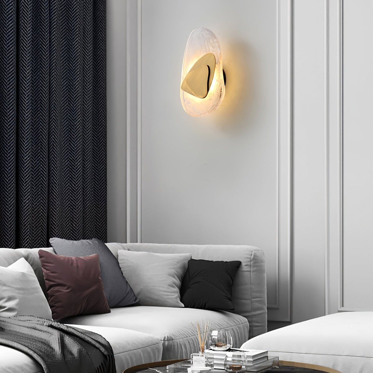 Katara – Designer Wandleuchte mit Kristallakzenten