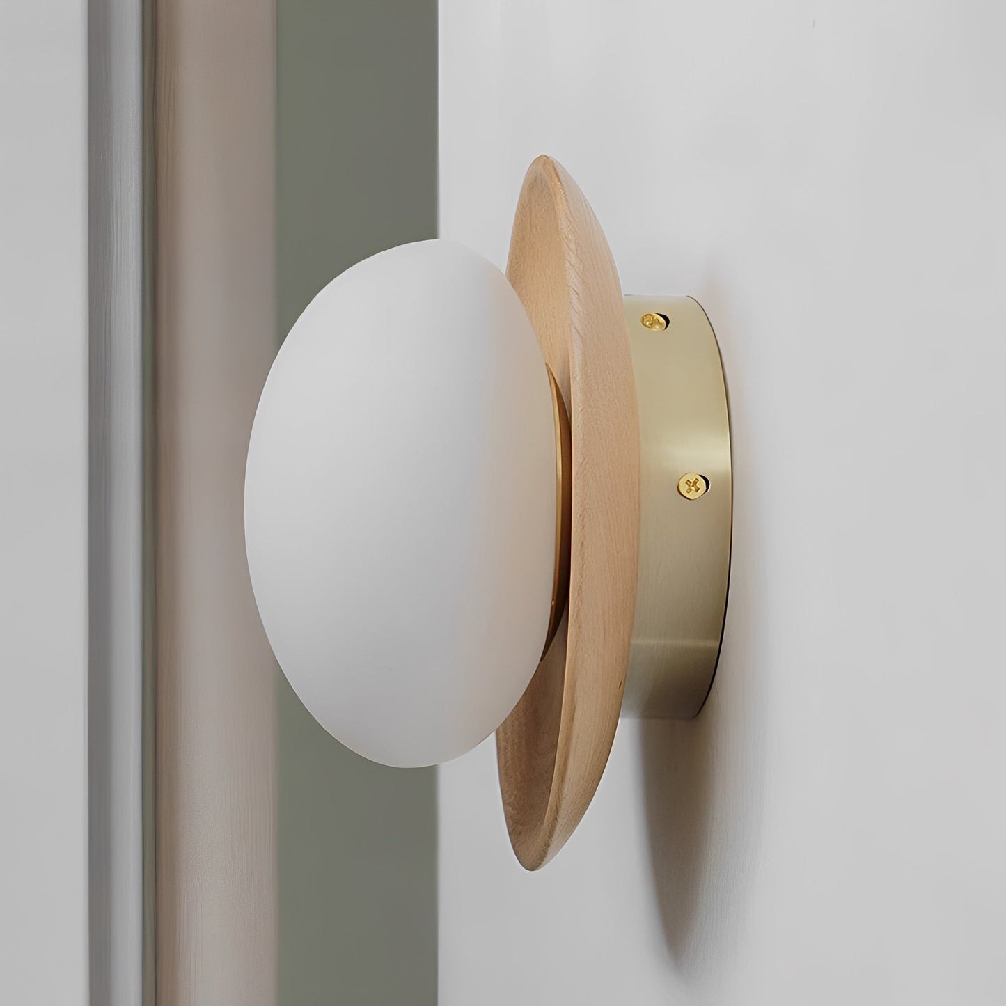 Yume – Nordische Holz-Wandleuchte im Creme-Stil