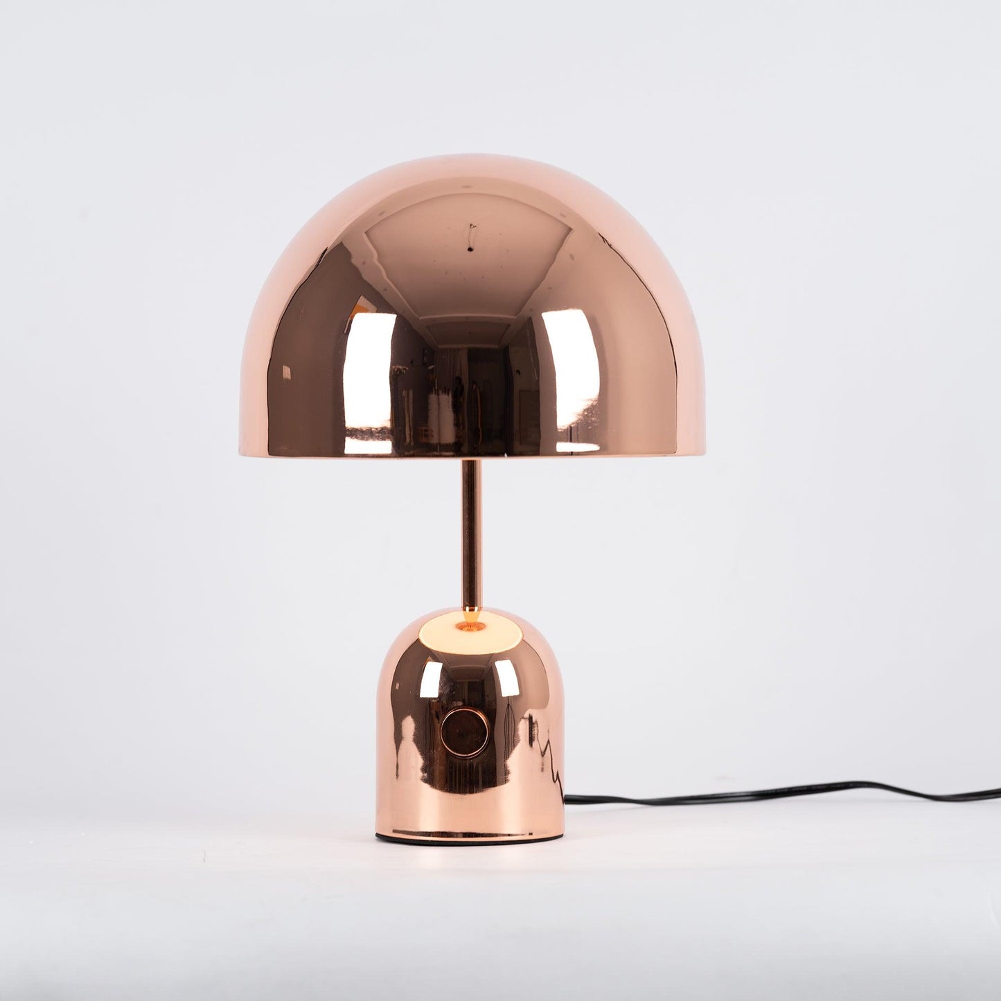Bella – Schicke Tischlampe mit klassischem Stil und sanftem Licht