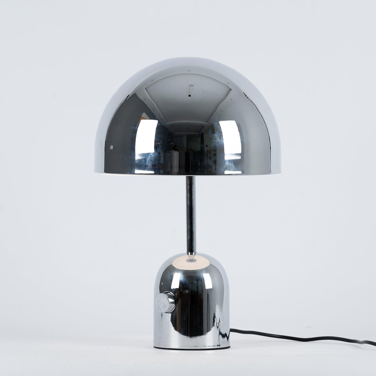 Bella – Schicke Tischlampe mit klassischem Stil und sanftem Licht