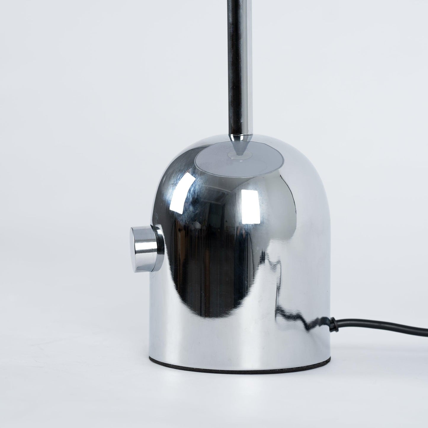 Bella – Schicke Tischlampe mit klassischem Stil und sanftem Licht