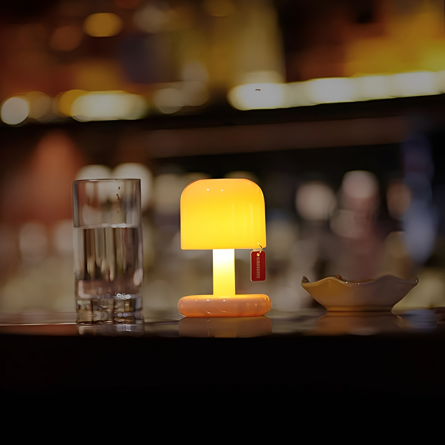Sara – Einzigartige Tischlampe
