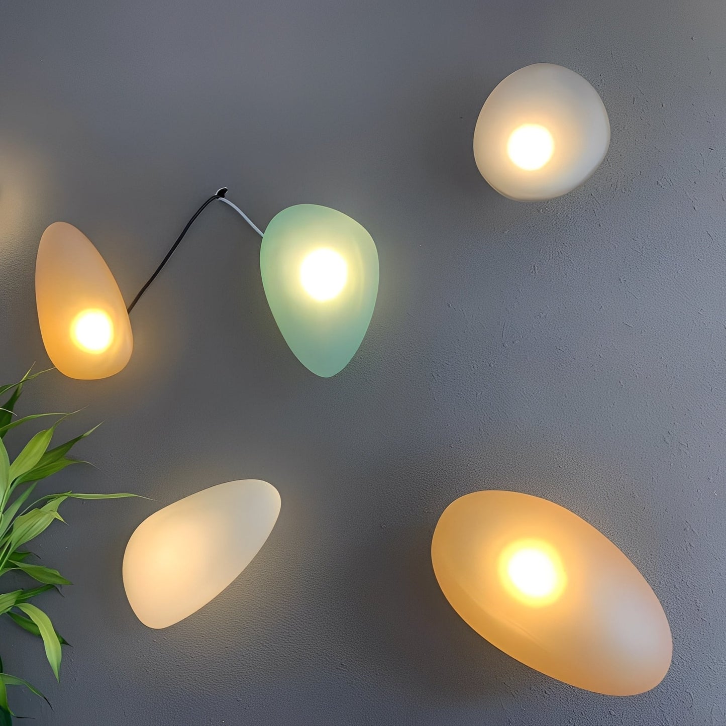 Tess – Zeitgemäße Wandlampe