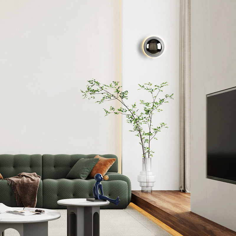 BauLicht – Wandlampe im Bauhaus-Stil mit mittelalterlicher Note