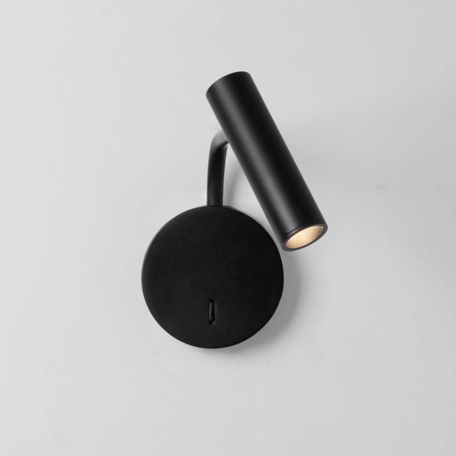 Niva – Runde LED-Wandleuchte mit Spotfunktion