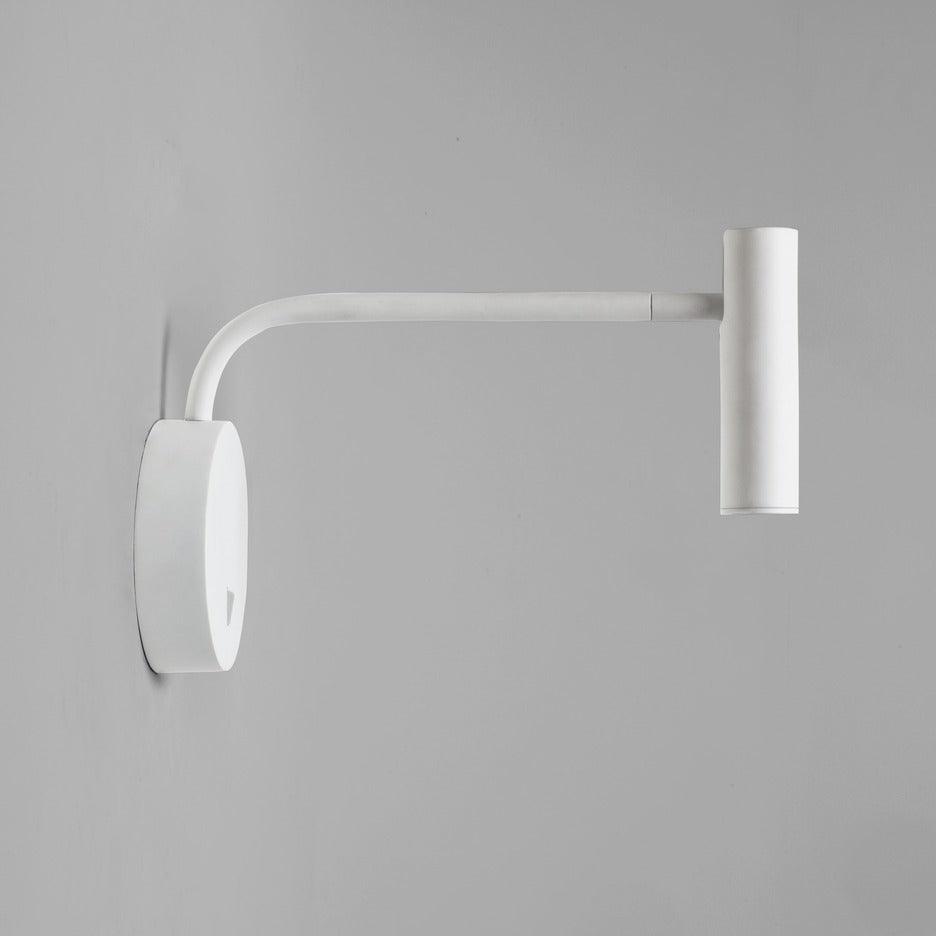 Niva – Runde LED-Wandleuchte mit Spotfunktion