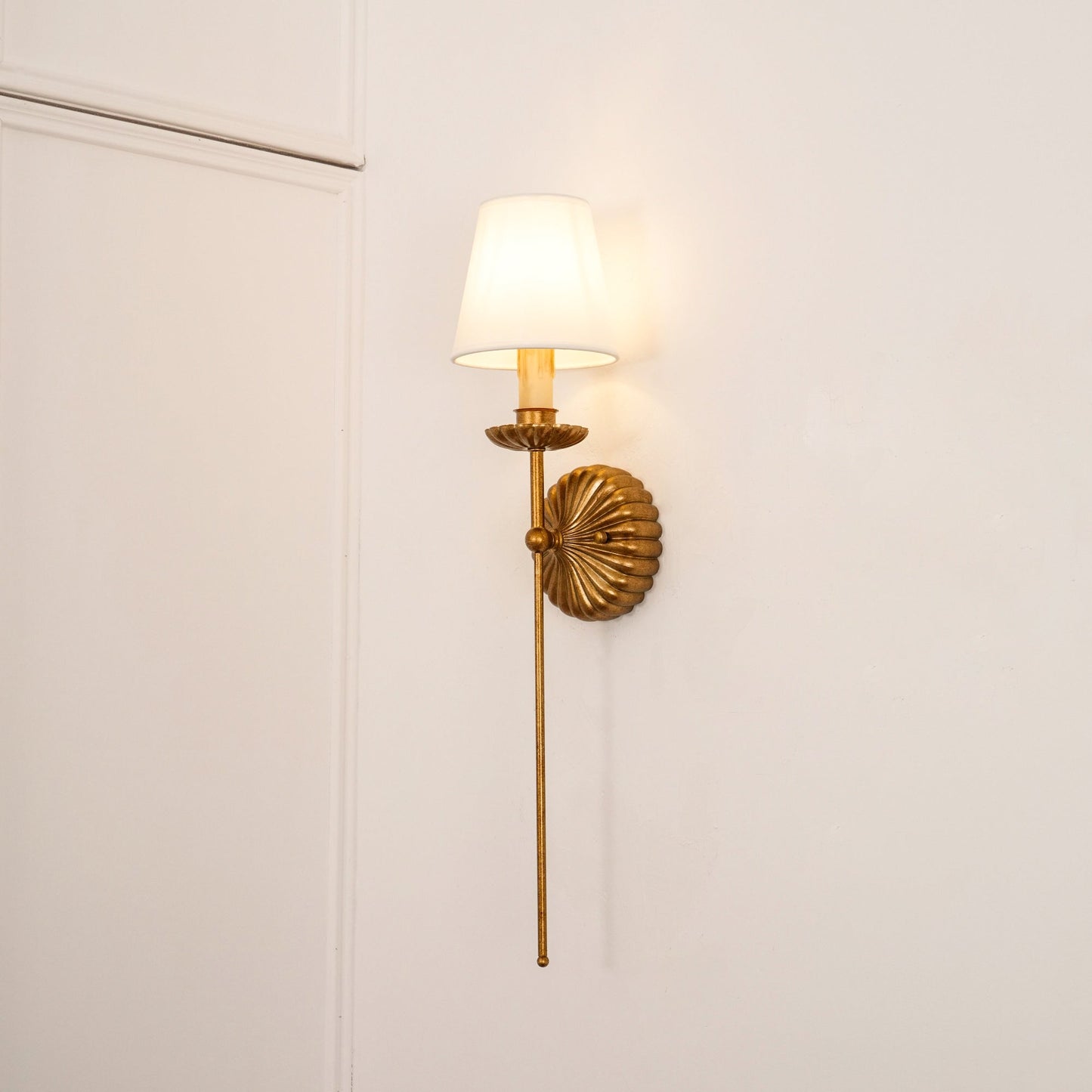 Kristy – Vintage Wandlampe im Kerzen-Stil