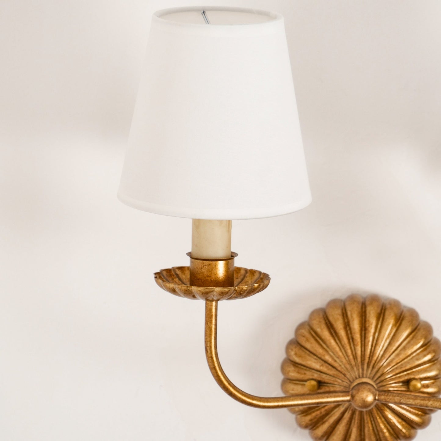 Kristy – Vintage Wandlampe im Kerzen-Stil