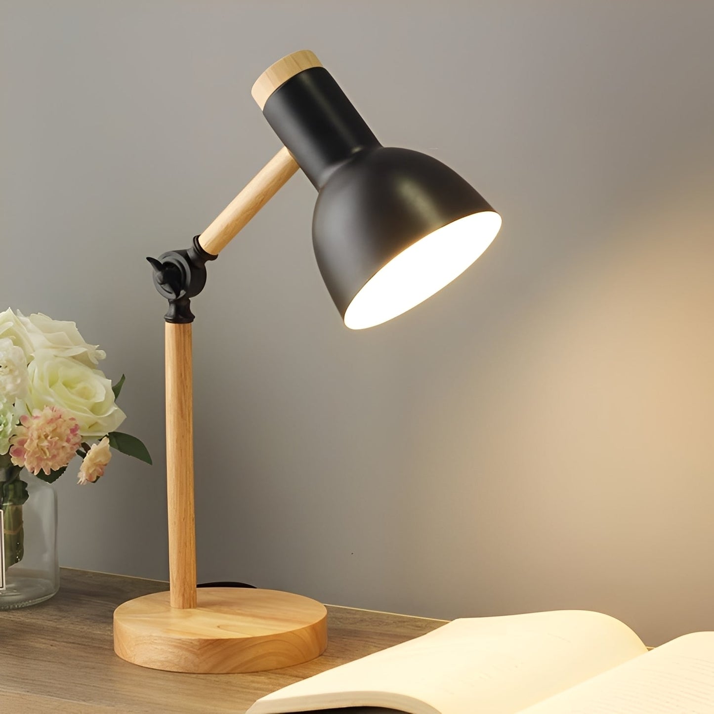 Varya – Nordische LED-Bettlampe