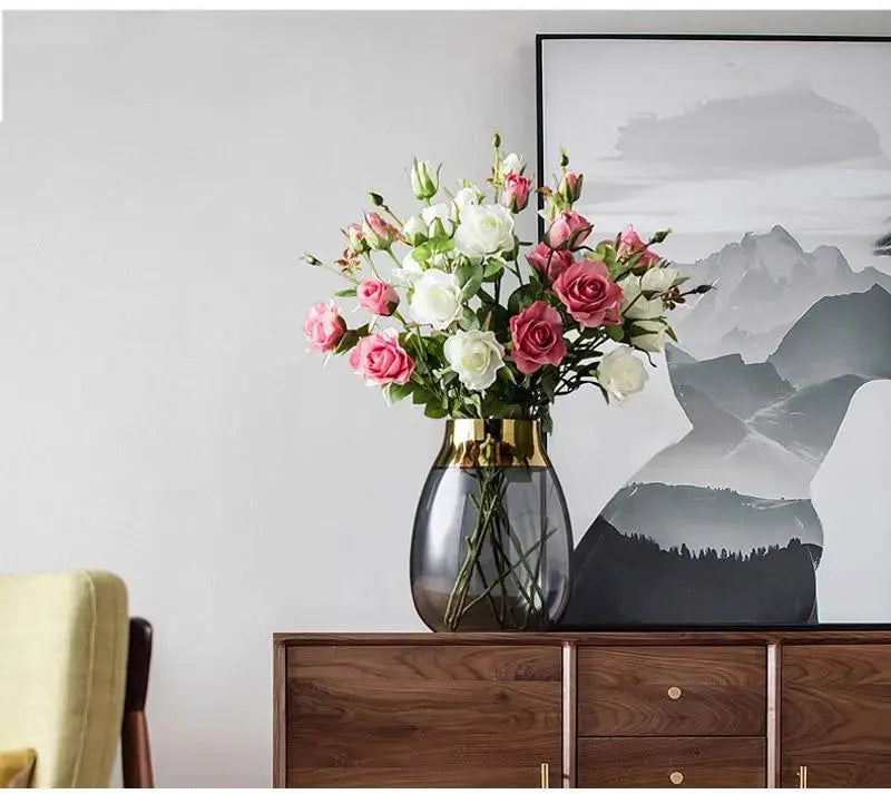 GoldenBloom – Blumenvase mit eleganter Goldfolienveredelung