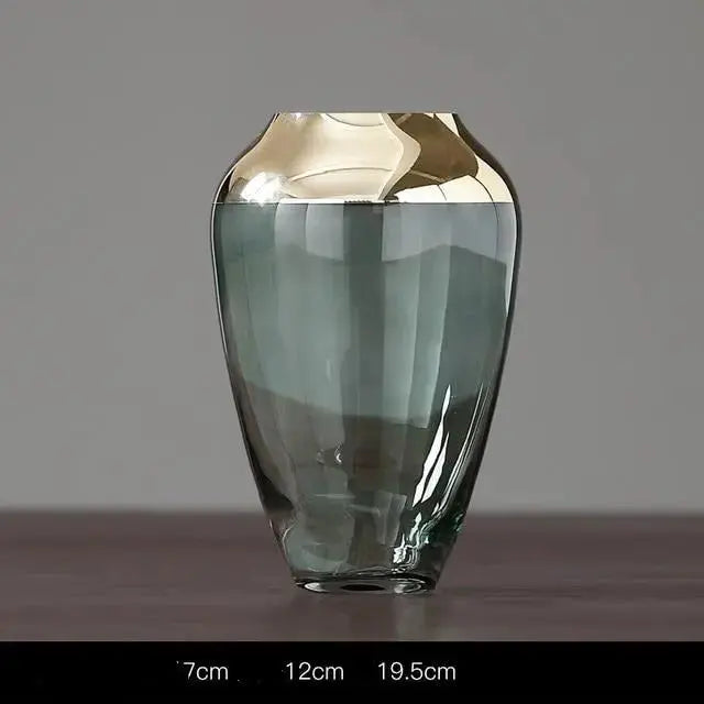 GoldenBloom – Blumenvase mit eleganter Goldfolienveredelung