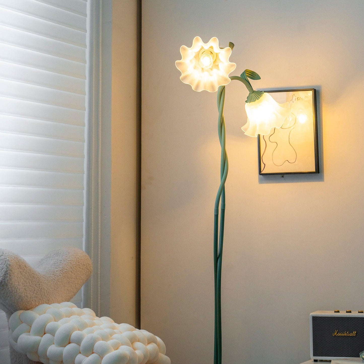 CallaLicht – Elegante Stehlampe im Calla-Blumen-Design
