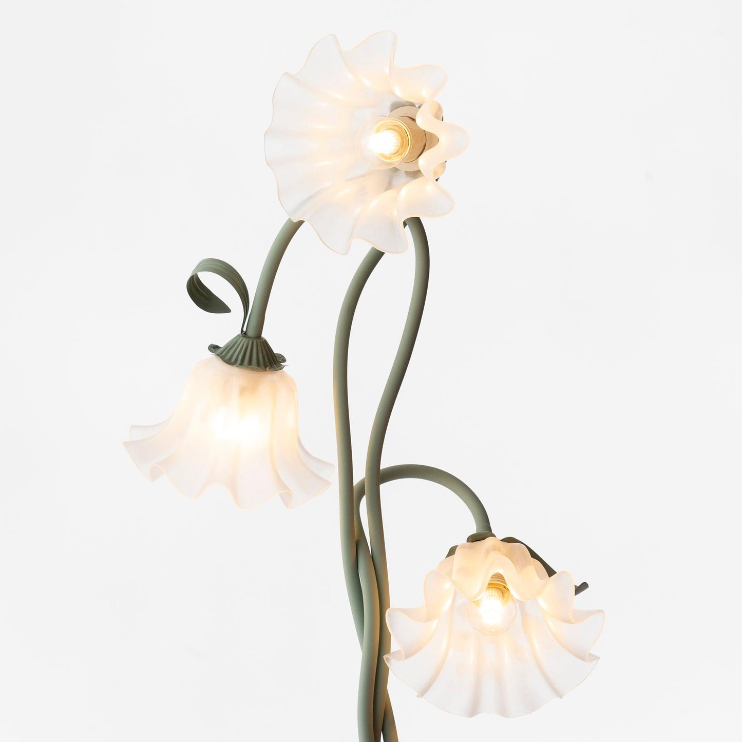 CallaLicht – Elegante Stehlampe im Calla-Blumen-Design