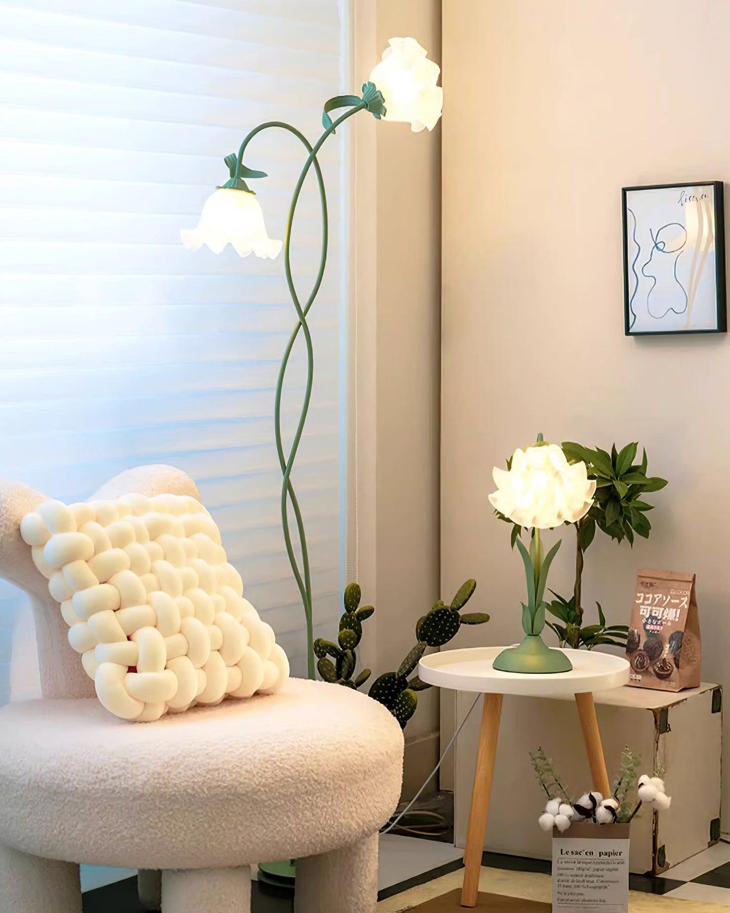 CallaLicht – Elegante Stehlampe im Calla-Blumen-Design