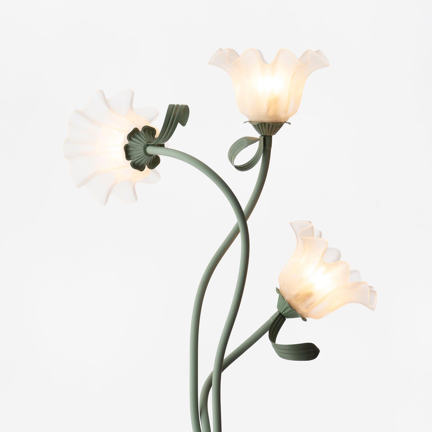 CallaLicht – Elegante Stehlampe im Calla-Blumen-Design