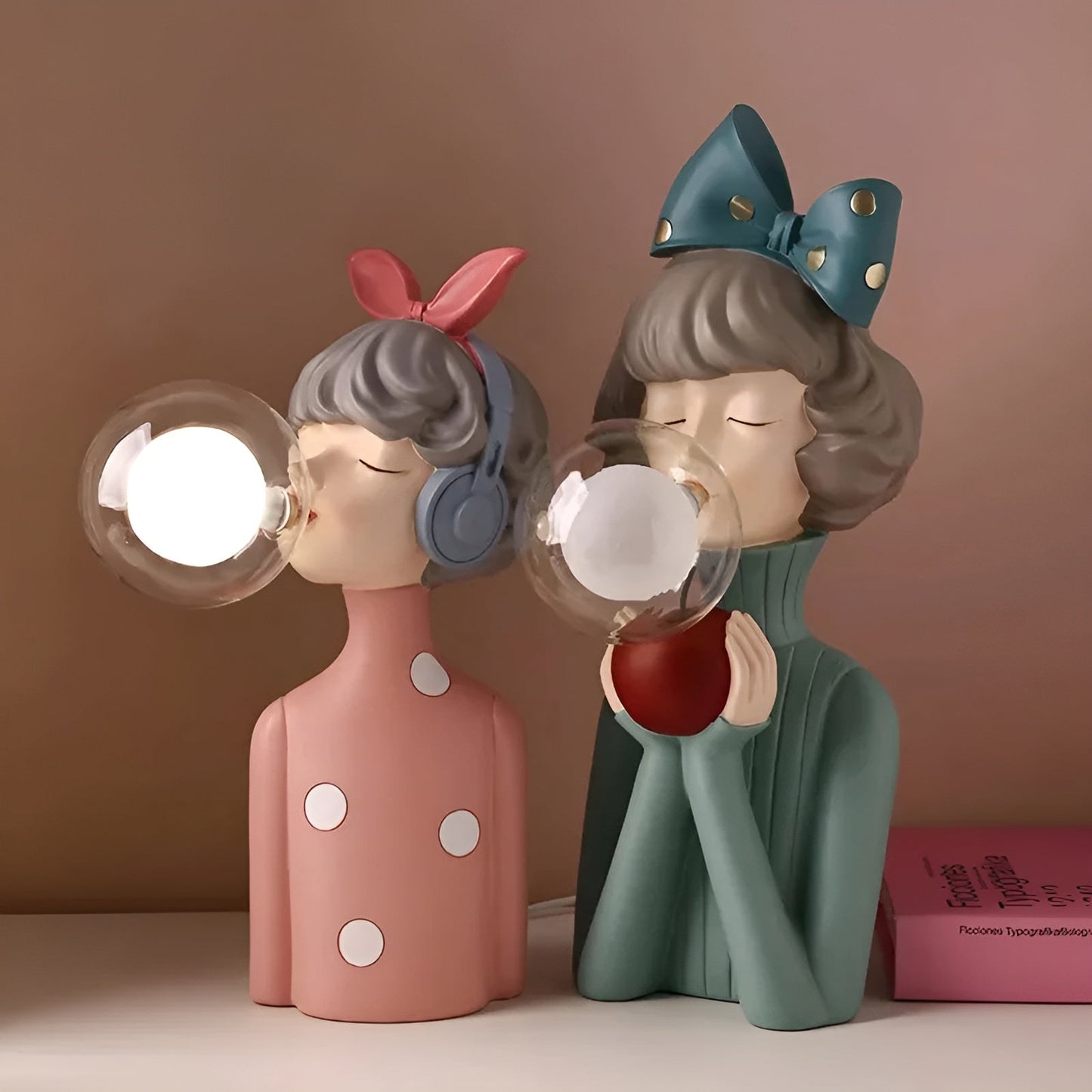 Charmante Bubble Girl Nachttischlampe